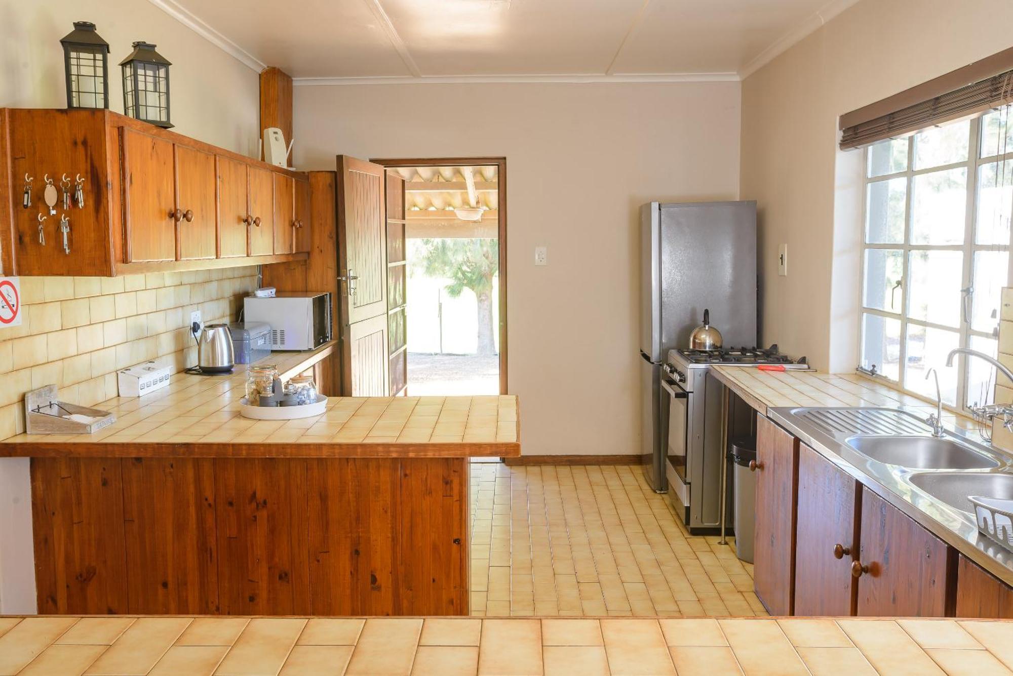 Oorvloed Guesthouse Swellendam Ngoại thất bức ảnh